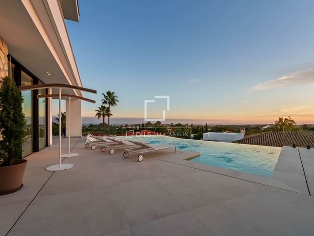 5 bedroom Villa for sale in Marbella with pool garage - € 5,195,000 (Ref: 10031151)