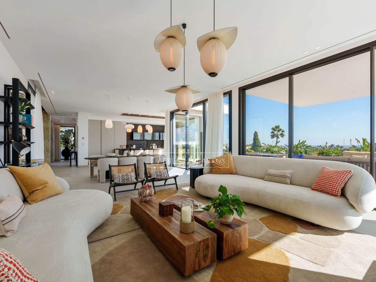 5 bedroom Villa for sale in Marbella with pool garage - € 5,195,000 (Ref: 10031151)