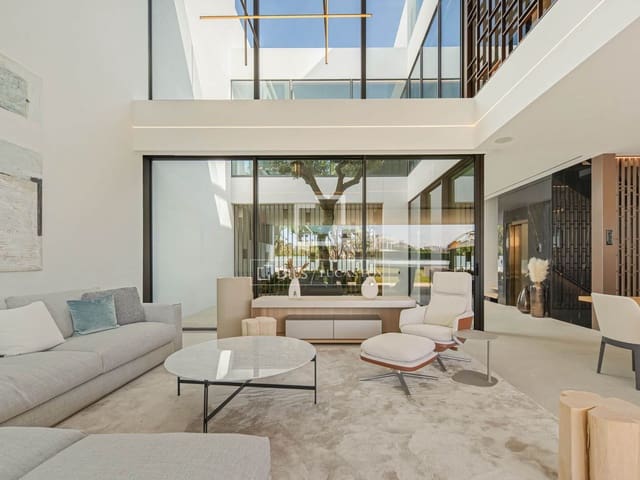 3 bedroom Villa for sale in Marbella with pool garage - € 6,300,000 (Ref: 10031152)