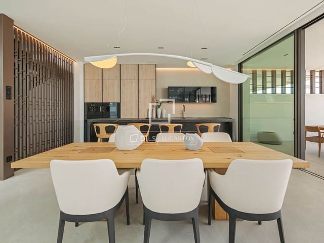 3 bedroom Villa for sale in Marbella with pool garage - € 6,300,000 (Ref: 10031152)
