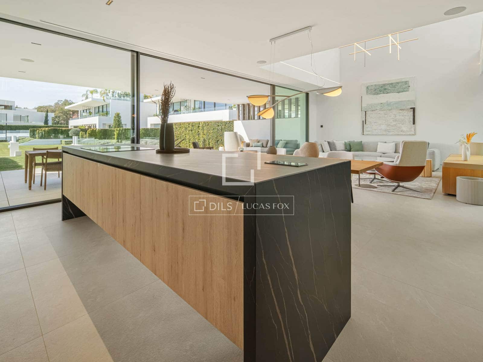 3 bedroom Villa for sale in Marbella with pool garage - € 6,300,000 (Ref: 10031152)