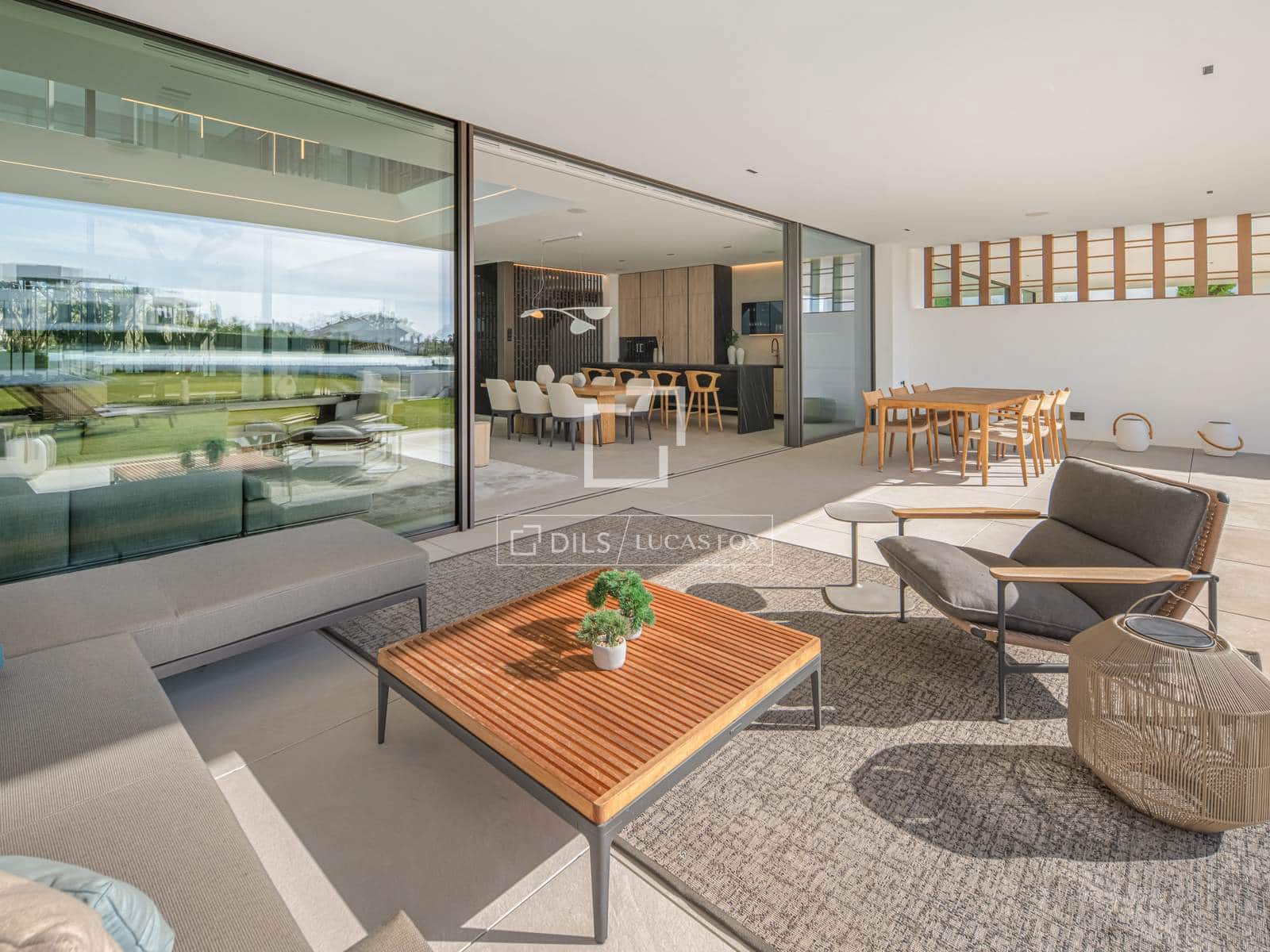 3 bedroom Villa for sale in Marbella with pool garage - € 6,300,000 (Ref: 10031152)
