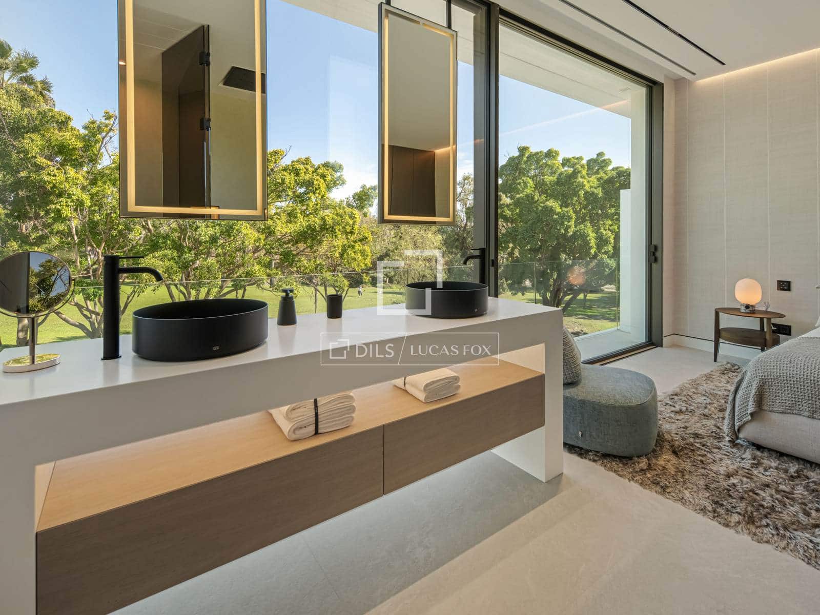 3 bedroom Villa for sale in Marbella with pool garage - € 6,300,000 (Ref: 10031152)