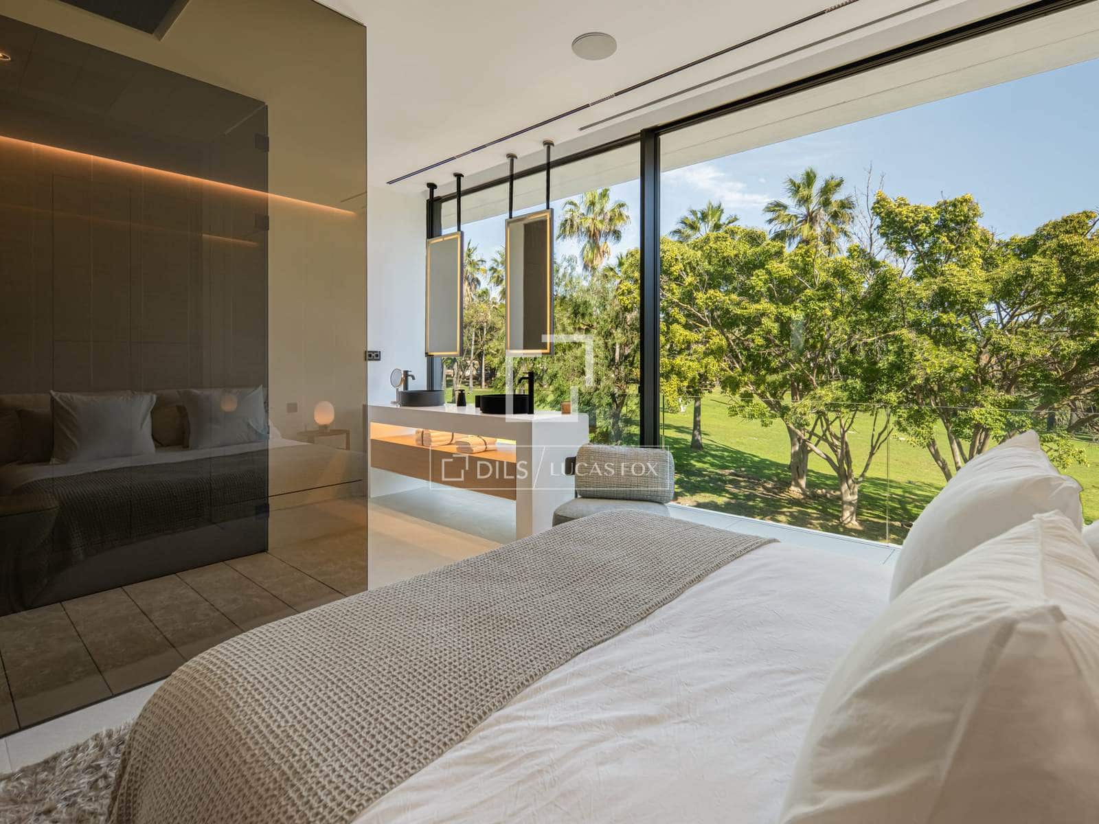 3 bedroom Villa for sale in Marbella with pool garage - € 6,300,000 (Ref: 10031152)