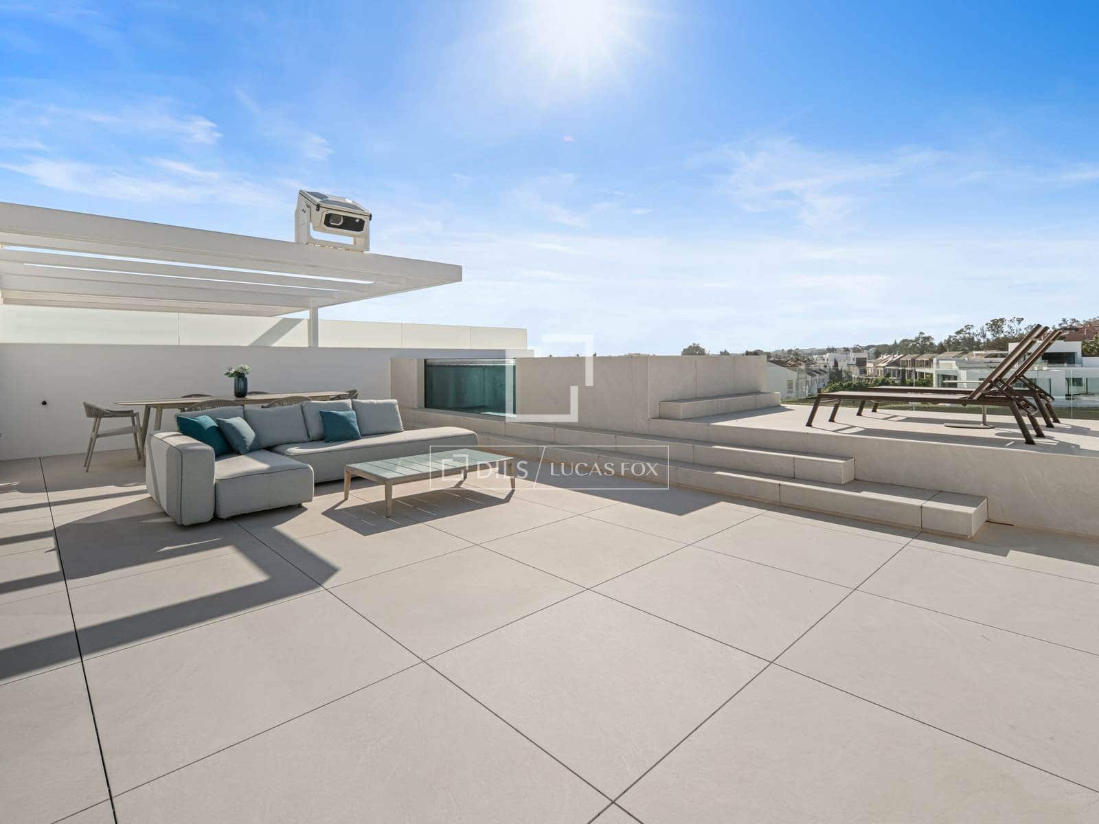 3 bedroom Villa for sale in Marbella with pool garage - € 6,300,000 (Ref: 10031152)