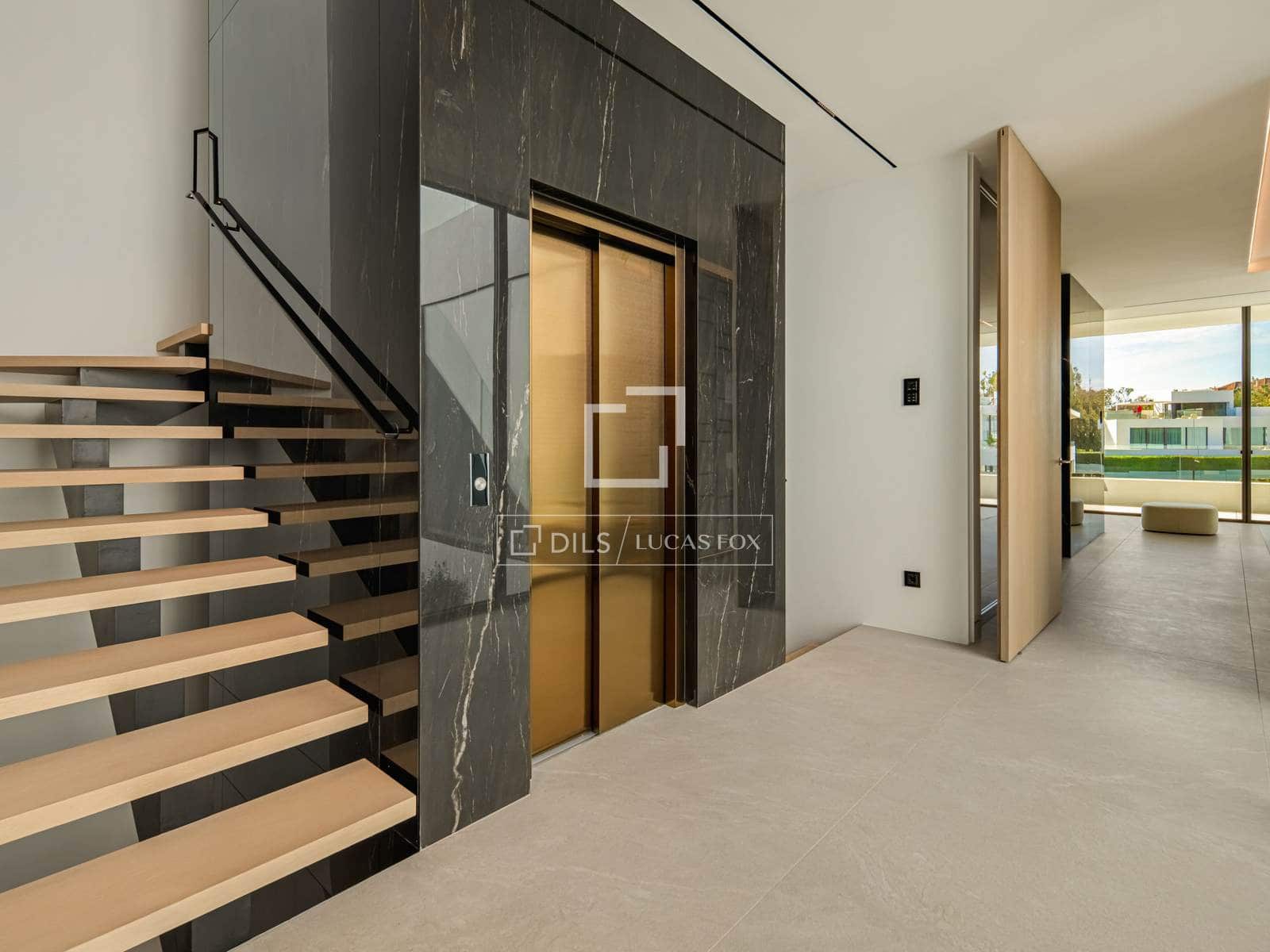 3 bedroom Villa for sale in Marbella with pool garage - € 6,300,000 (Ref: 10031152)