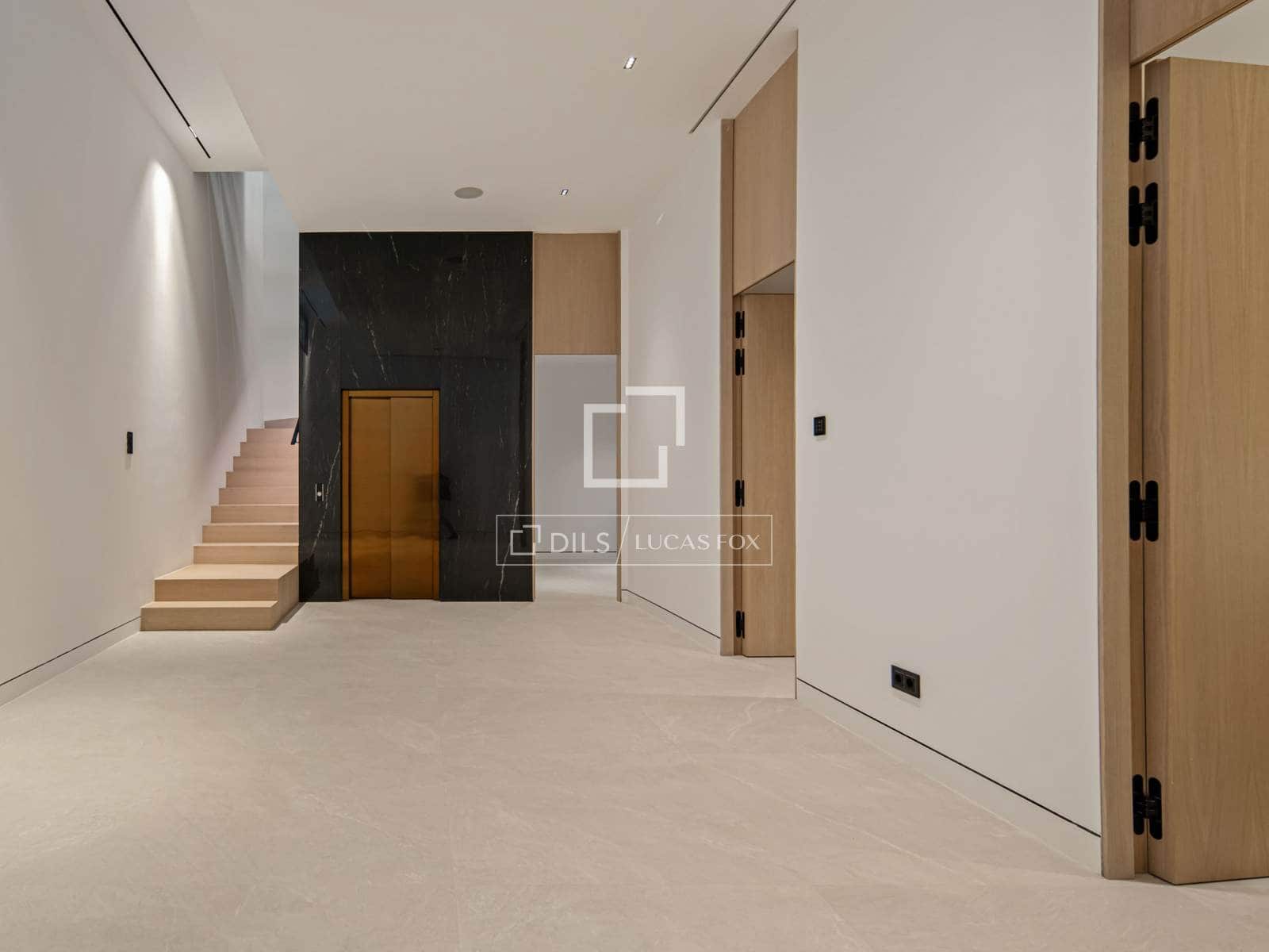 3 bedroom Villa for sale in Marbella with pool garage - € 6,300,000 (Ref: 10031152)