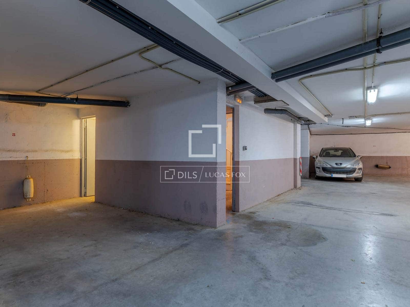2 bedroom Apartment for sale in Palma de Mallorca with garage - € 710,000 (Ref: 10031154)