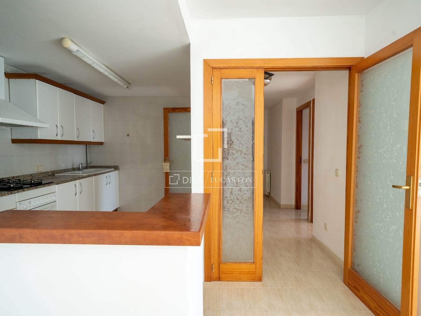 2 bedroom Apartment for sale in Palma de Mallorca with garage - € 710,000 (Ref: 10031154)