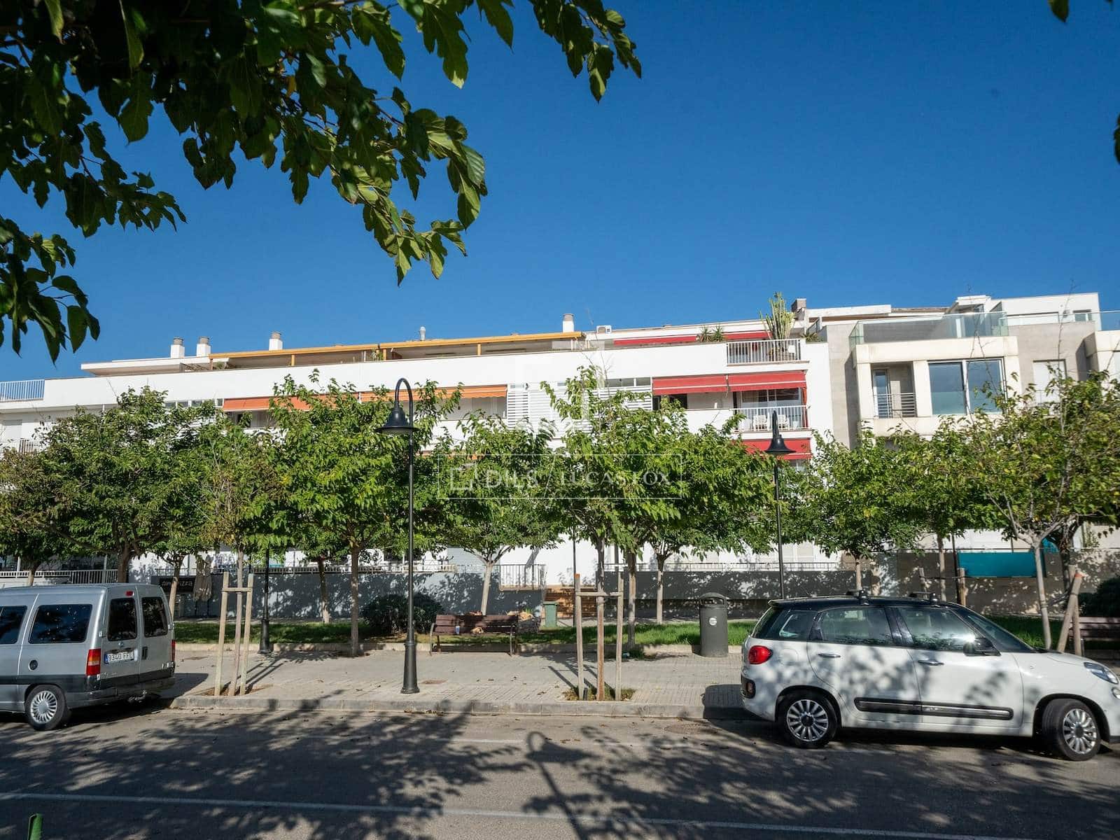 2 bedroom Apartment for sale in Palma de Mallorca with garage - € 710,000 (Ref: 10031154)
