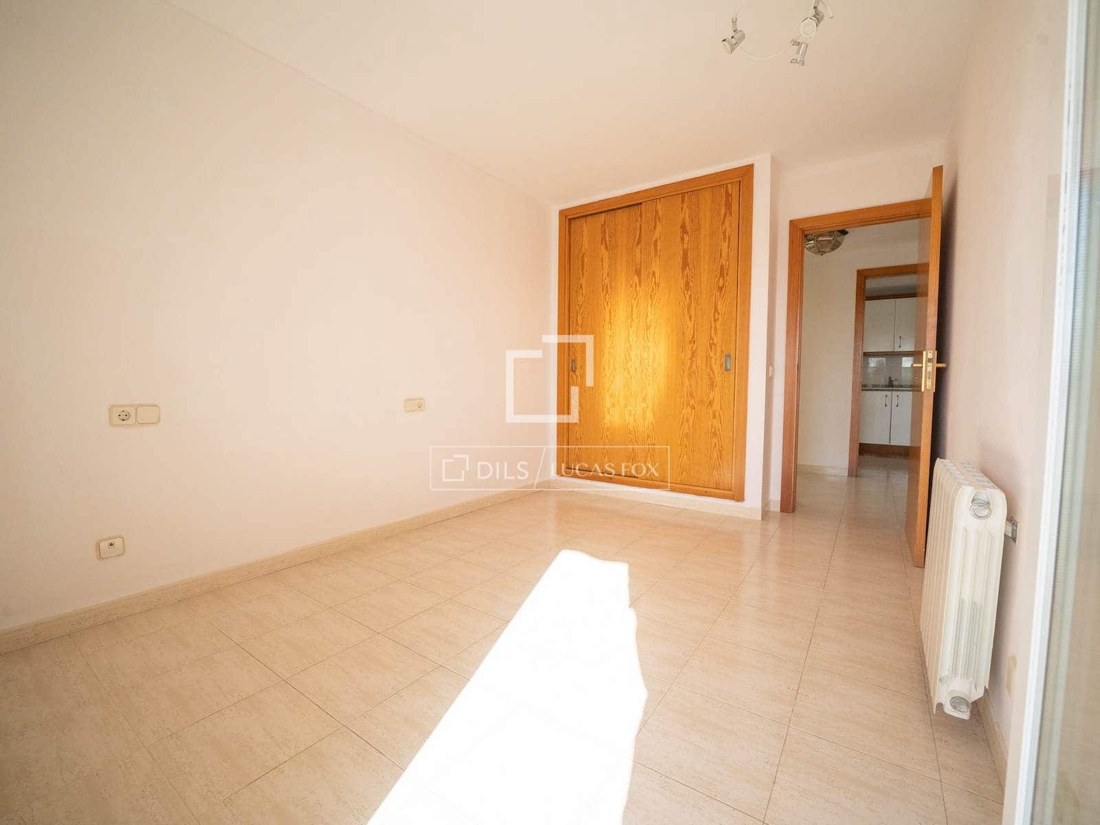 2 bedroom Apartment for sale in Palma de Mallorca with garage - € 710,000 (Ref: 10031154)