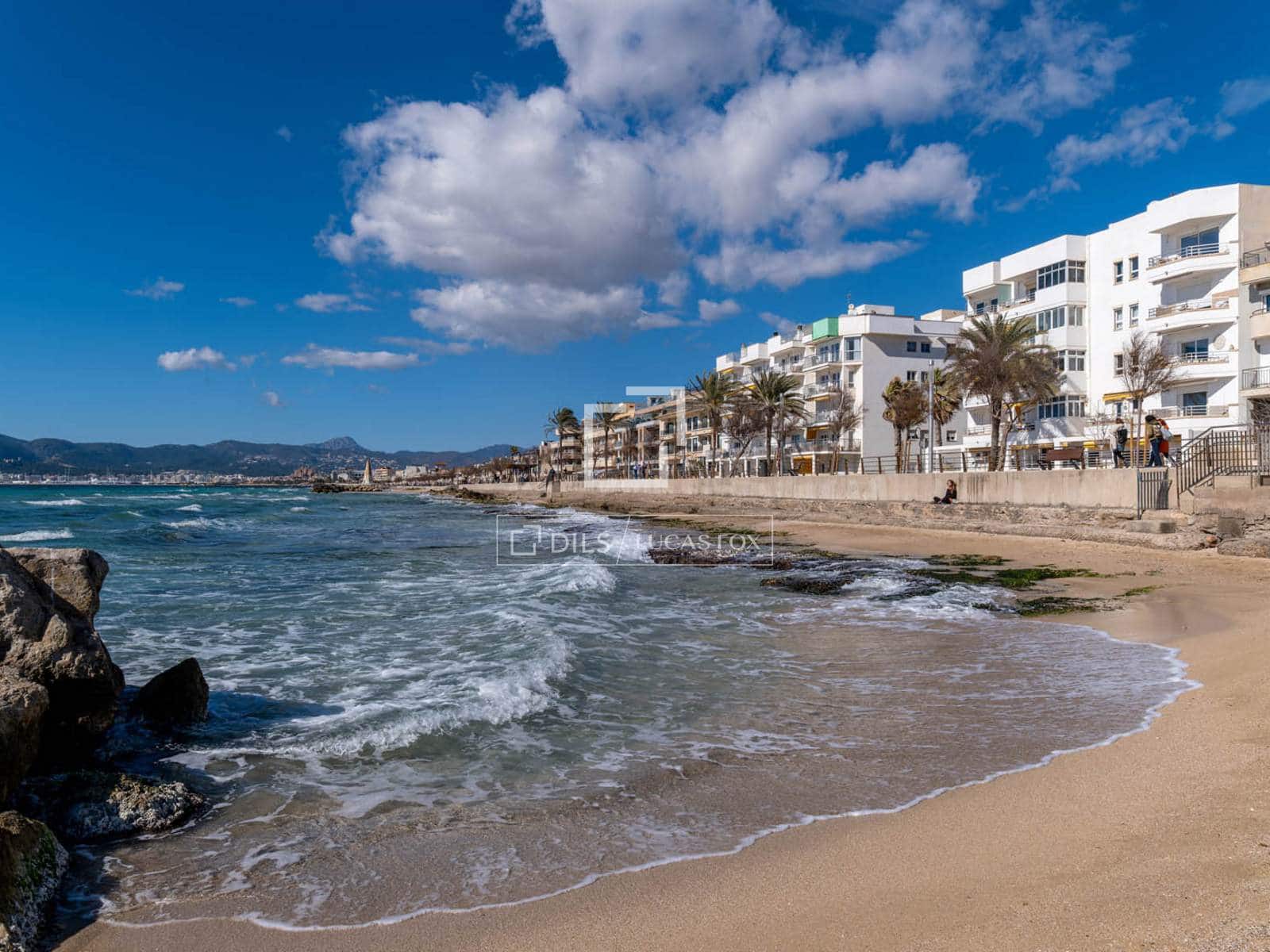 2 bedroom Apartment for sale in Palma de Mallorca with garage - € 710,000 (Ref: 10031154)