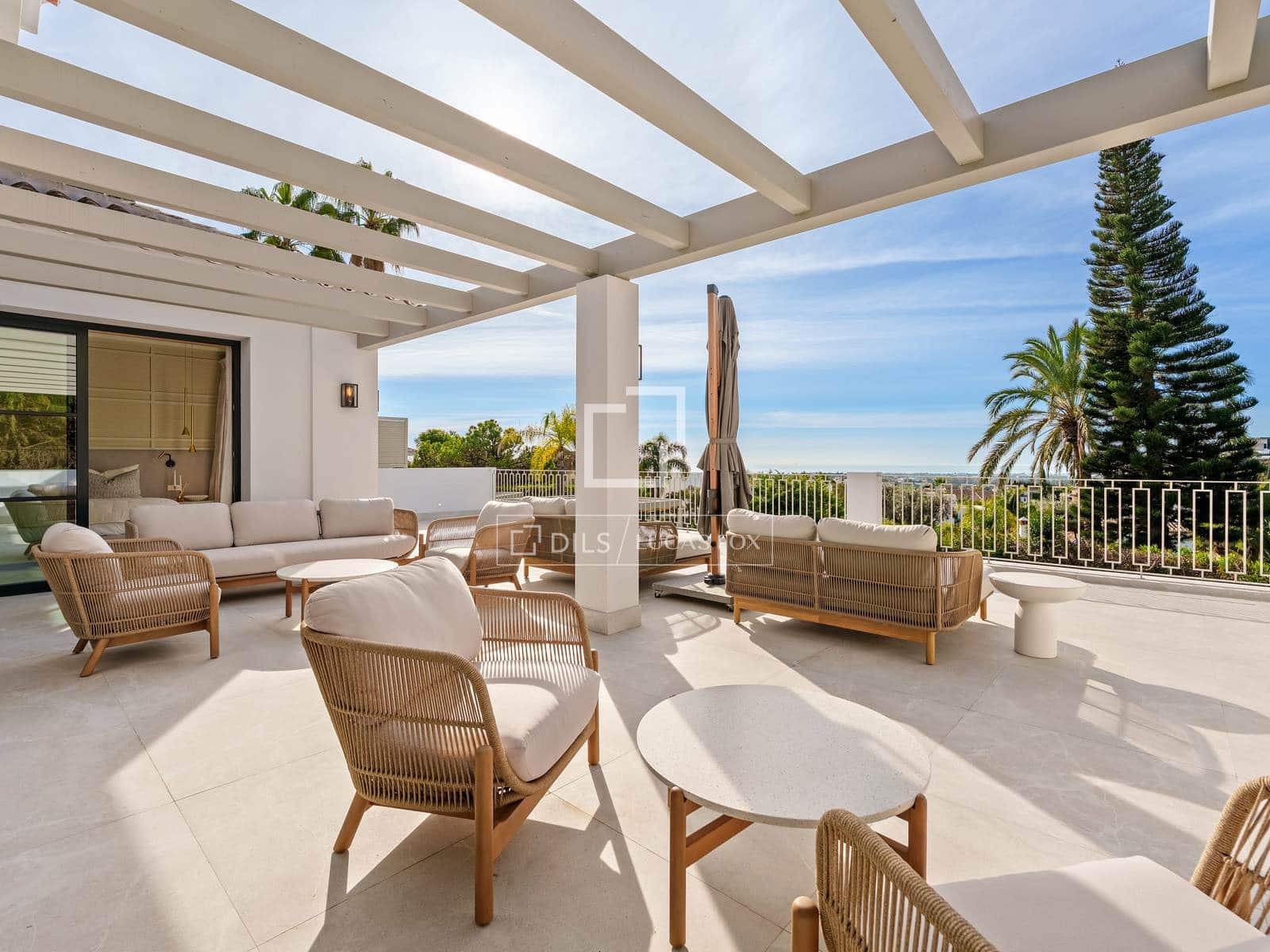 5 slaapkamer Villa te koop in Marbella met zwembad garage - € 5.945.000 (Ref: 10031155)