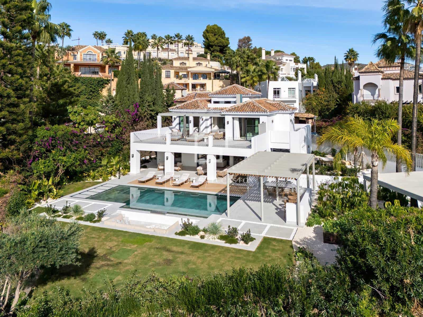 5 slaapkamer Villa te koop in Marbella met zwembad garage - € 5.945.000 (Ref: 10031155)