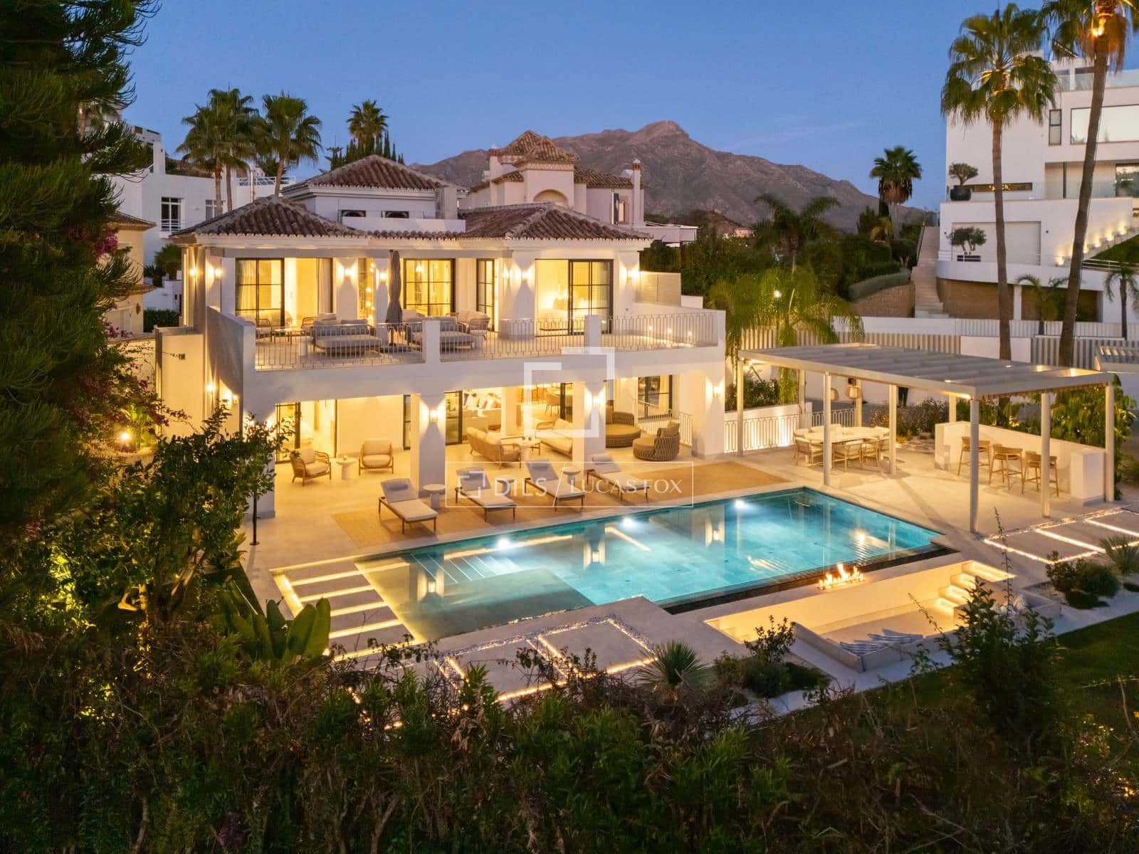 5 slaapkamer Villa te koop in Marbella met zwembad garage - € 5.945.000 (Ref: 10031155)