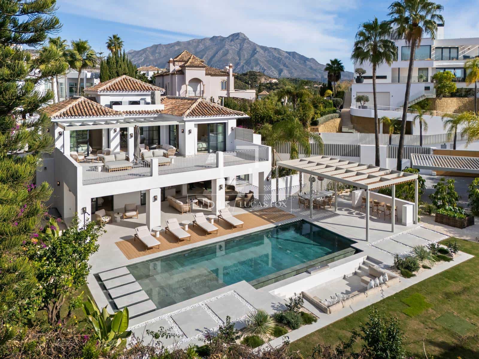 5 slaapkamer Villa te koop in Marbella met zwembad garage - € 5.945.000 (Ref: 10031155)
