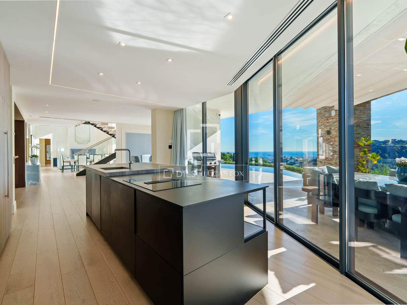 5 sypialnia Willa na sprzedaż w Marbella z basenem garażem - 8 995 000 € (Ref: 10031242)