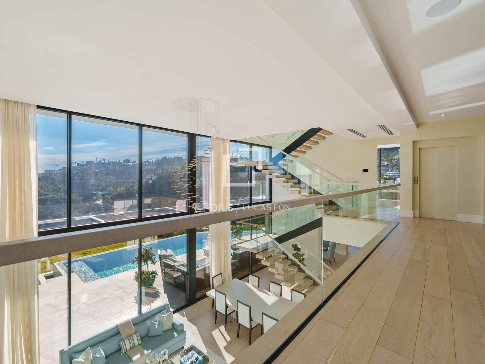 5 sypialnia Willa na sprzedaż w Marbella z basenem garażem - 8 995 000 € (Ref: 10031242)