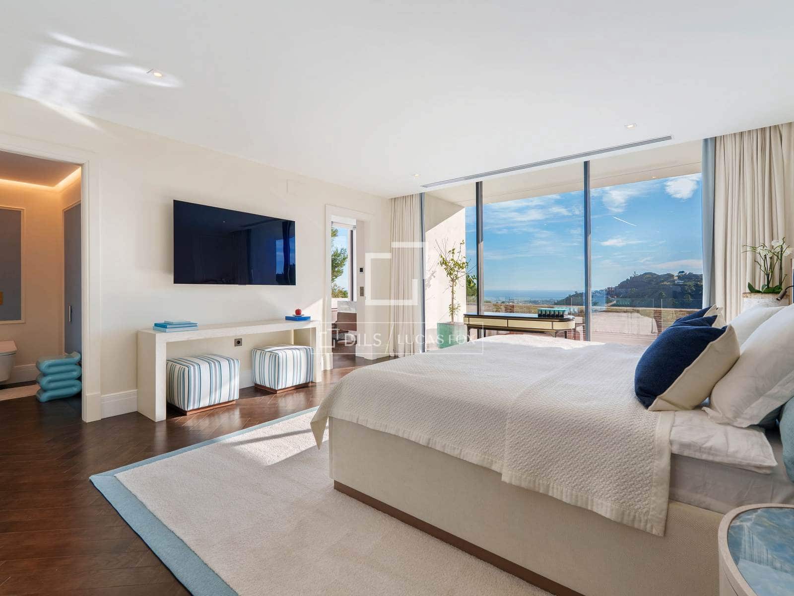 5 sypialnia Willa na sprzedaż w Marbella z basenem garażem - 8 995 000 € (Ref: 10031242)