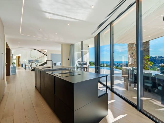 5 sypialnia Willa na sprzedaż w Marbella z basenem garażem - 8 995 000 € (Ref: 10031242)