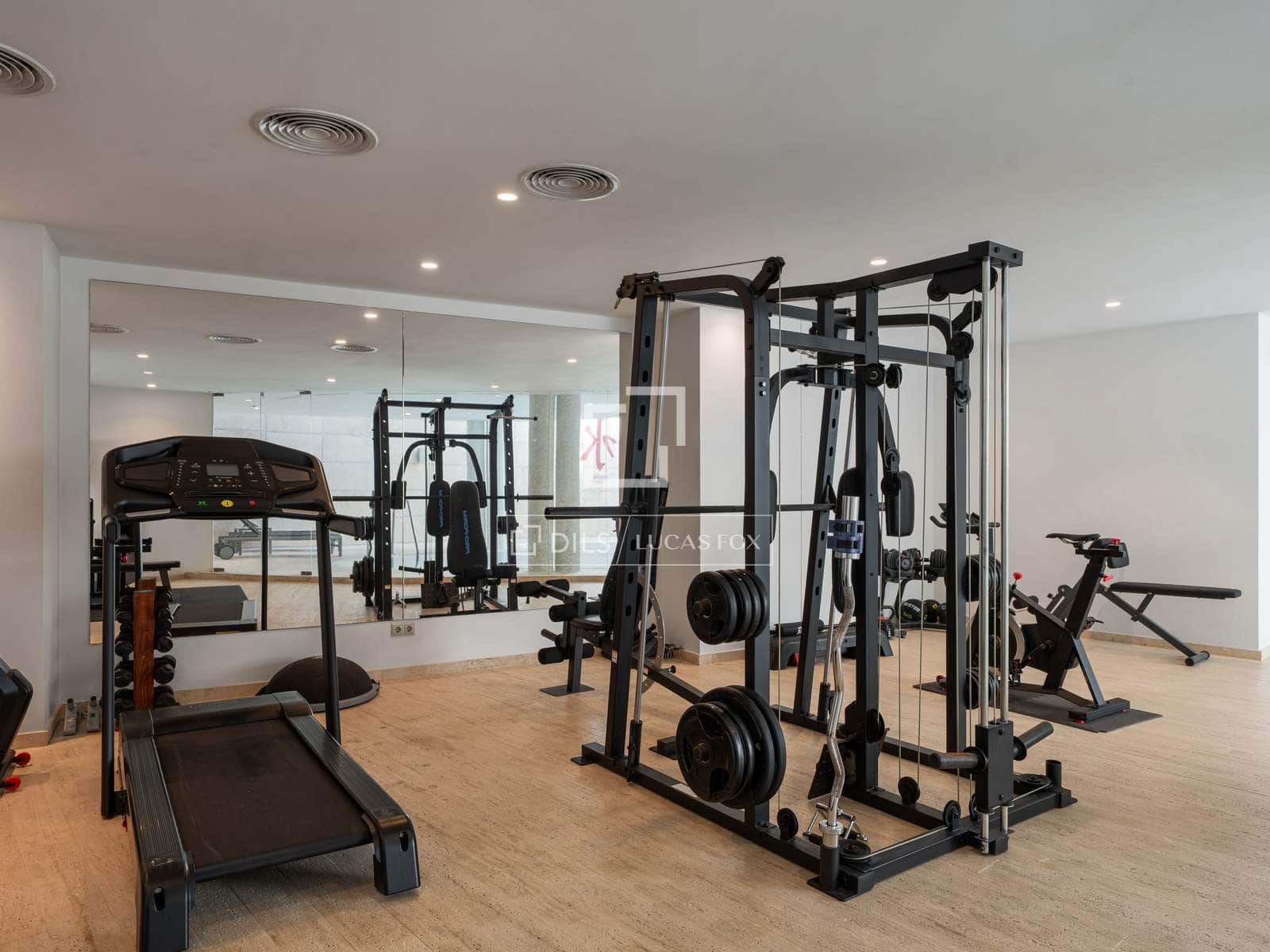Chalet de 4 habitaciones en Marbella en venta con piscina garaje - 3.950.000 € (Ref: 10031243)