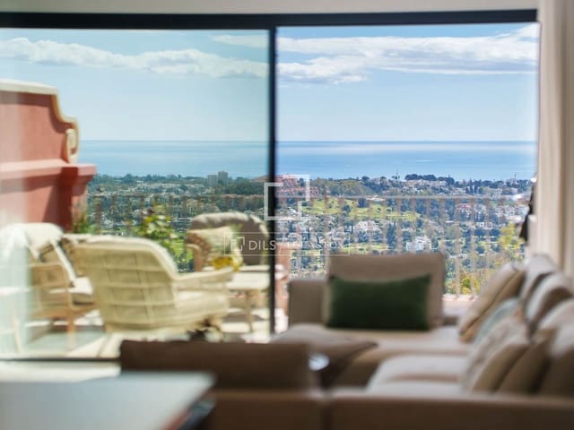 2 quarto Penthouse para venda em Marbella com piscina garagem - 1 950 000 € (Ref: 10031245)