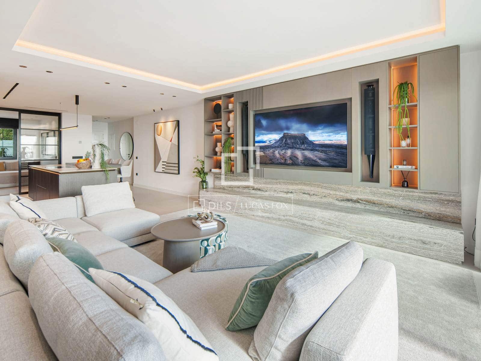 2 quarto Penthouse para venda em Marbella com piscina garagem - 1 950 000 € (Ref: 10031245)