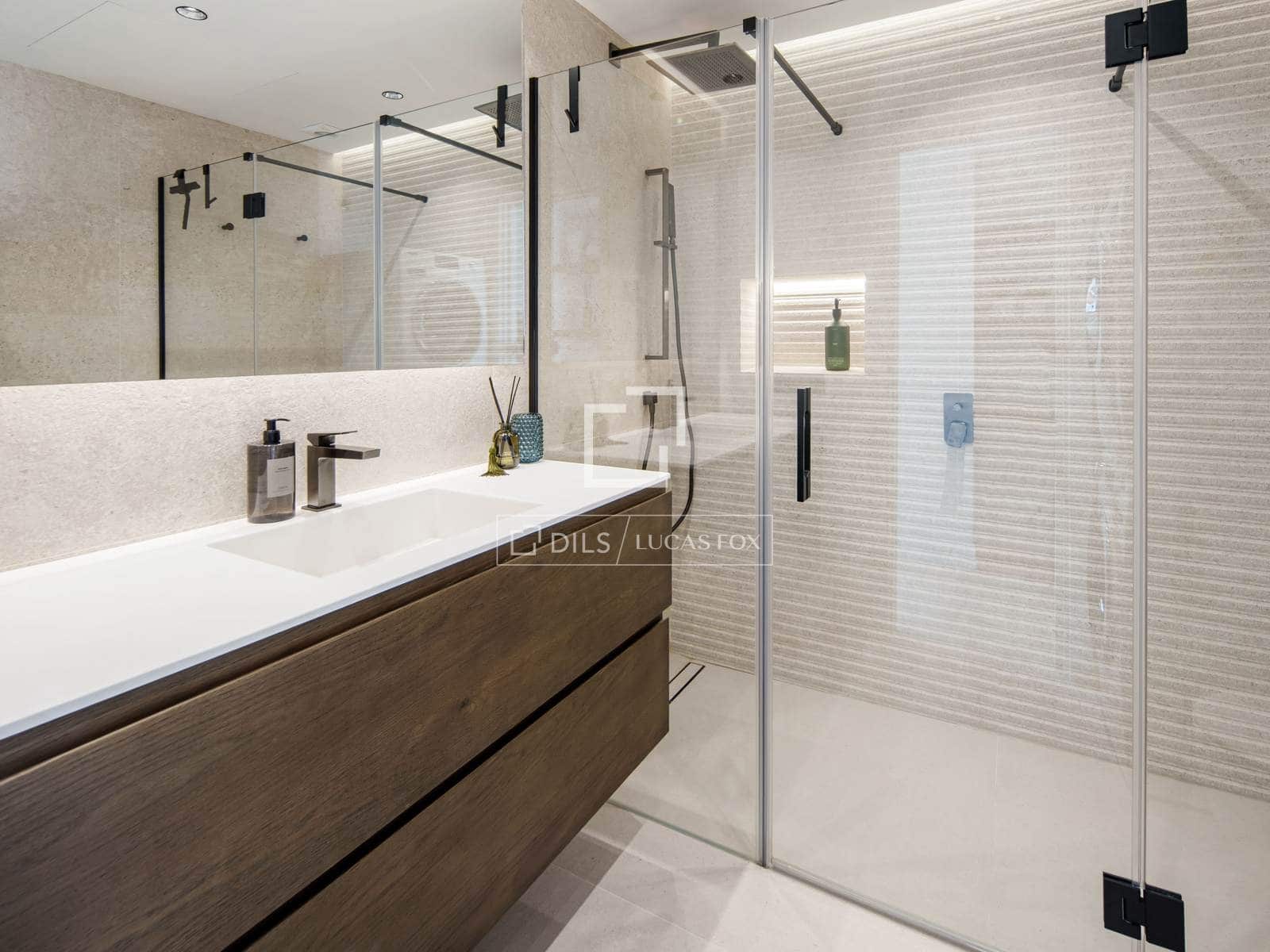 2 quarto Penthouse para venda em Marbella com piscina garagem - 1 950 000 € (Ref: 10031245)