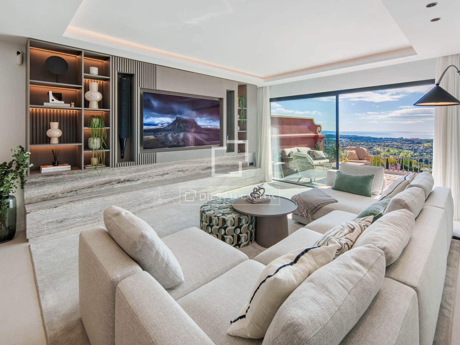 2 quarto Penthouse para venda em Marbella com piscina garagem - 1 950 000 € (Ref: 10031245)