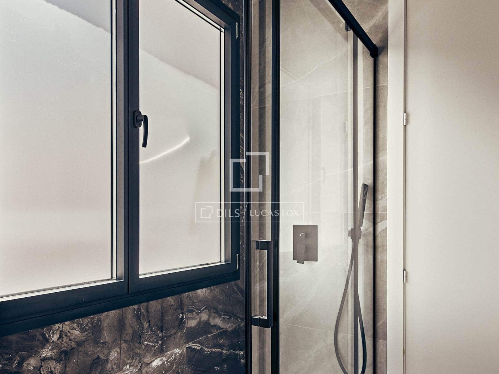 Apartamento de 3 habitaciones en Madrid ciudad en venta - 1.899.000 € (Ref: 10032472)