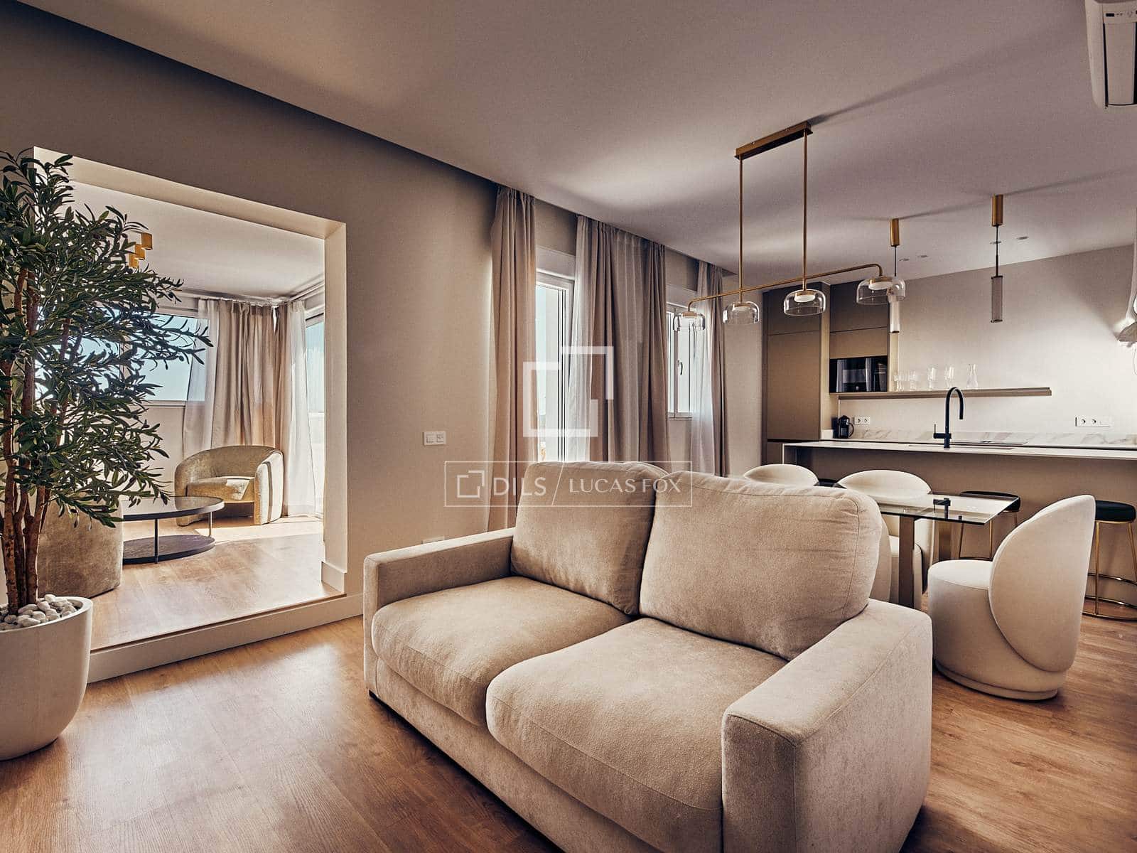 Apartamento de 3 habitaciones en Madrid ciudad en venta - 1.899.000 € (Ref: 10032472)