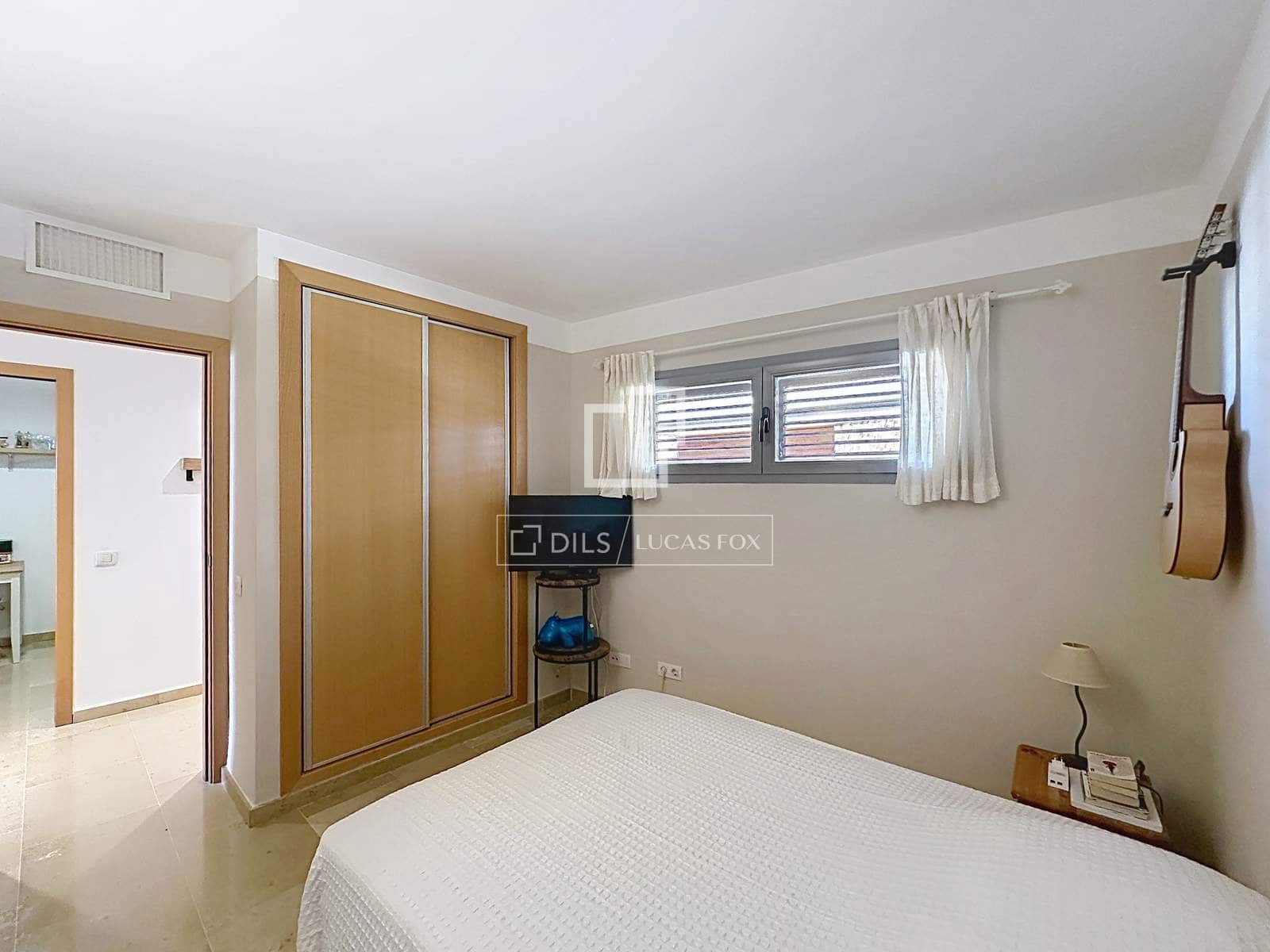 3 chambre Penthouse à vendre à Ciutadella de Menorca avec piscine garage - 625 000 € (Ref: 10032474)