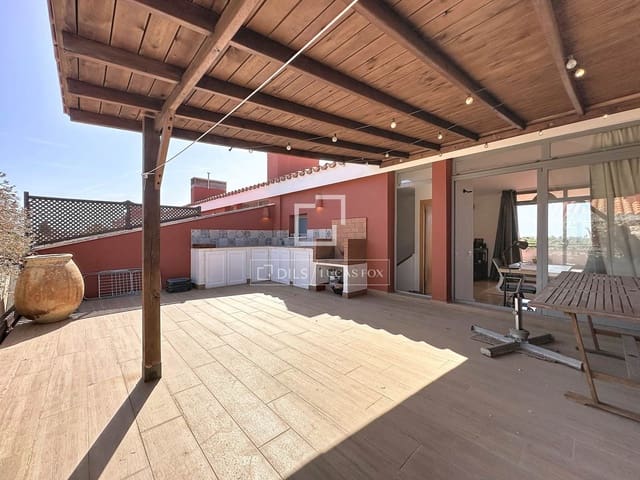 3 chambre Penthouse à vendre à Ciutadella de Menorca avec piscine garage - 625 000 € (Ref: 10032474)