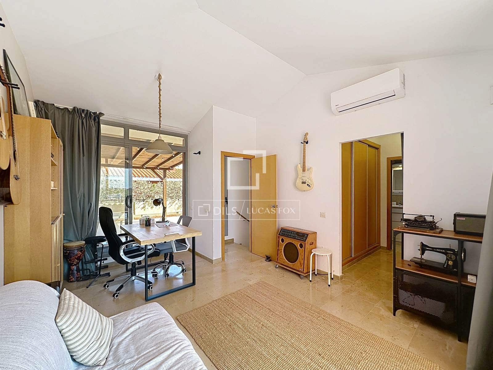 3 chambre Penthouse à vendre à Ciutadella de Menorca avec piscine garage - 625 000 € (Ref: 10032474)