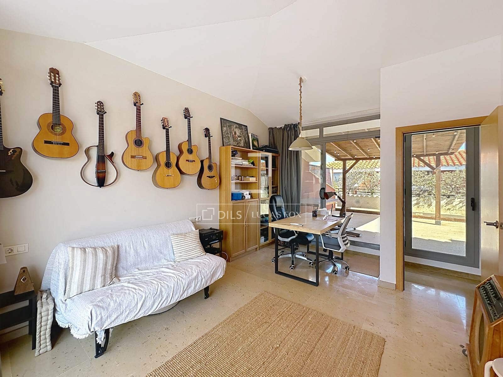 3 chambre Penthouse à vendre à Ciutadella de Menorca avec piscine garage - 625 000 € (Ref: 10032474)