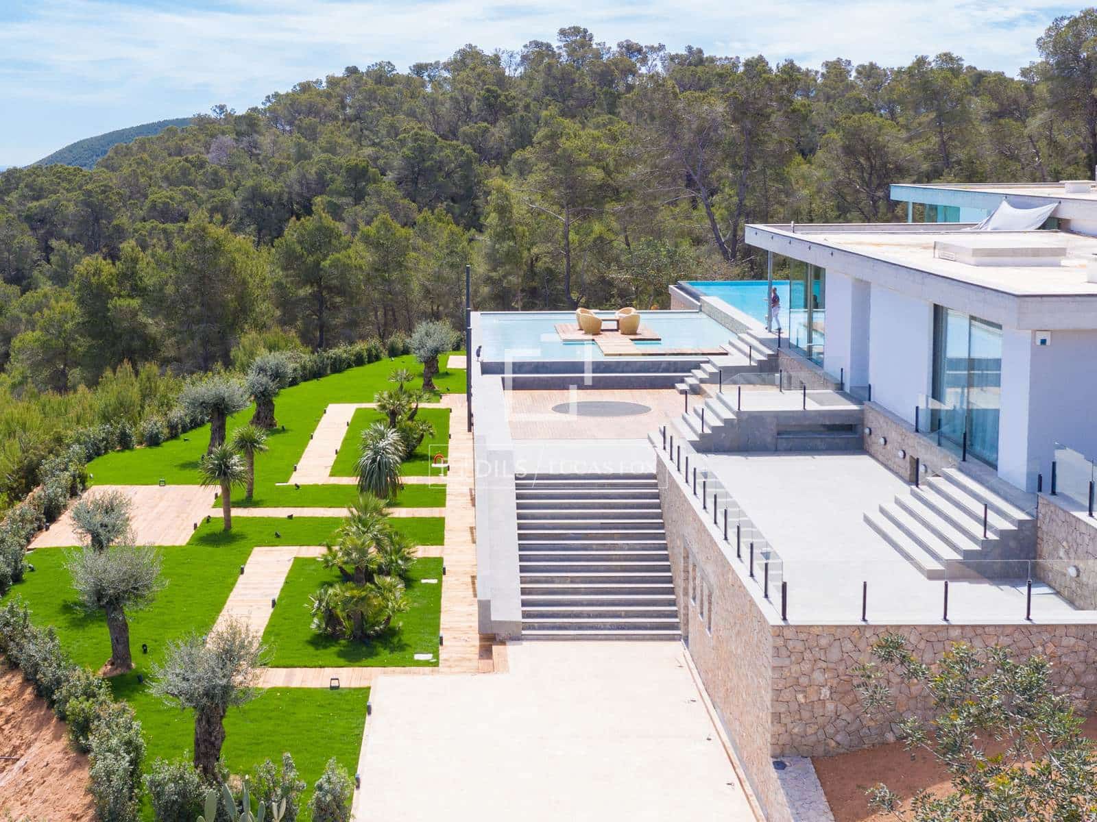 7 soverom Villa til salgs i Nuestra Senora de Jesus med svømmebasseng garasje - € 11 800 000 (Ref: 10033057)
