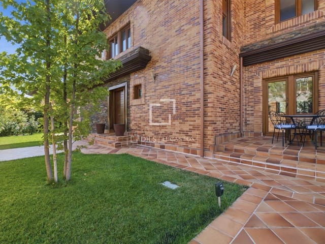6 Zimmer Villa zu vermieten in Pozuelo de Alarcón mit Pool Garage - 6.000 € (Ref: 10033058)