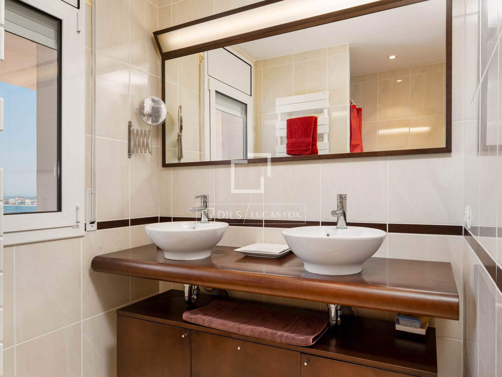 5 slaapkamer Villa te koop in Roses met zwembad garage - € 905.000 (Ref: 10033059)