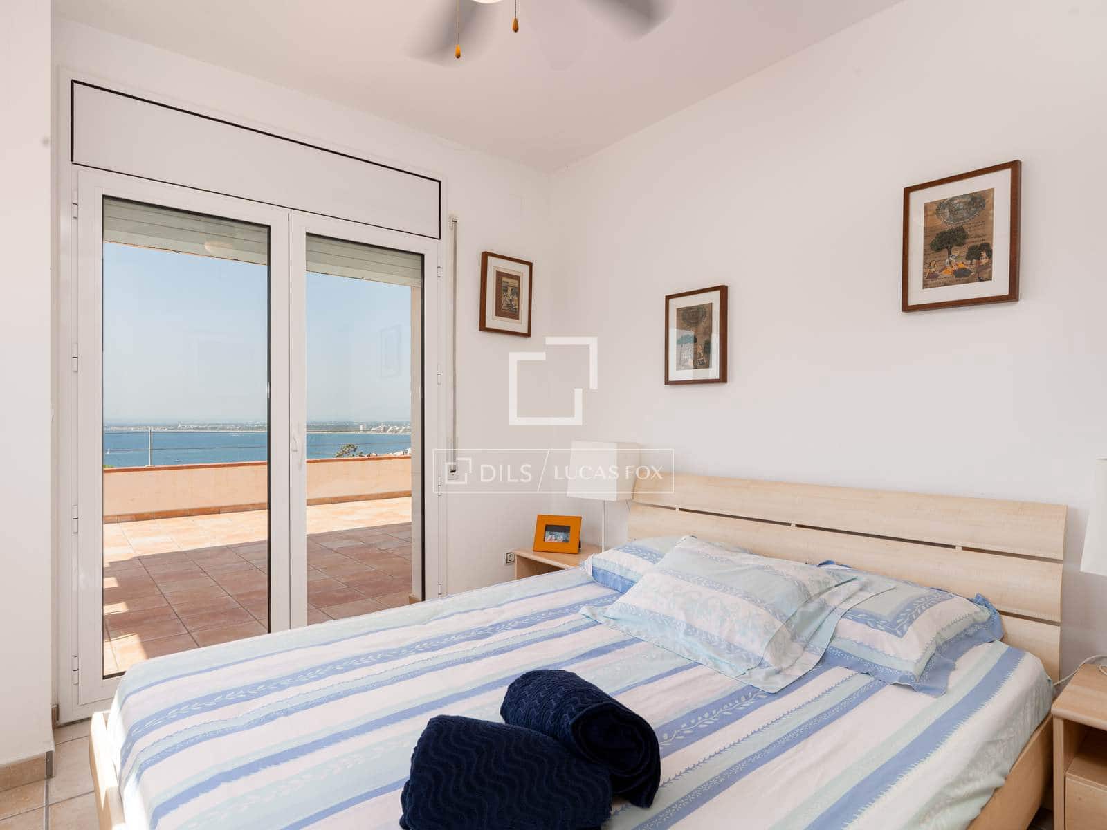 5 slaapkamer Villa te koop in Roses met zwembad garage - € 905.000 (Ref: 10033059)
