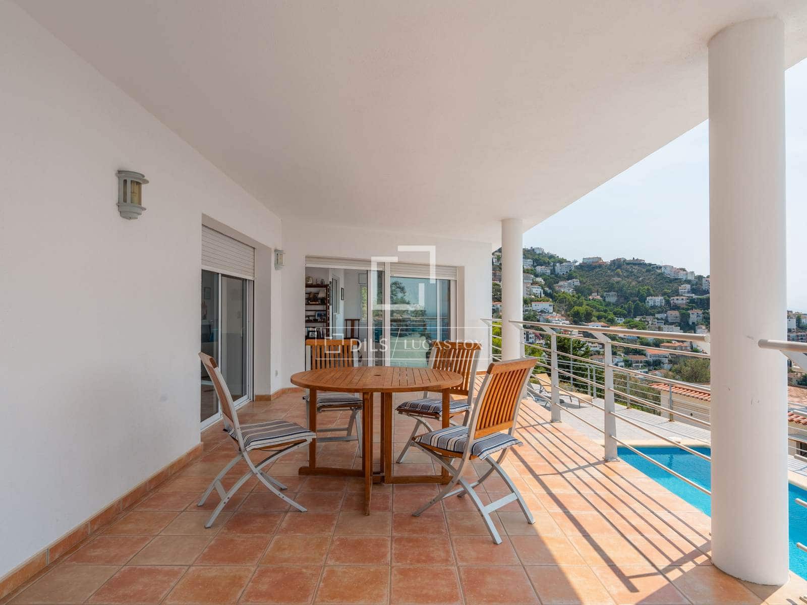 5 slaapkamer Villa te koop in Roses met zwembad garage - € 905.000 (Ref: 10033059)