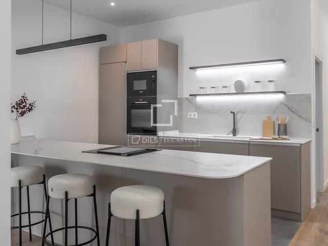 3 bedroom Apartment for sale in Argüelles, Madrid city - € 1,395,000 (Ref: 10033152)