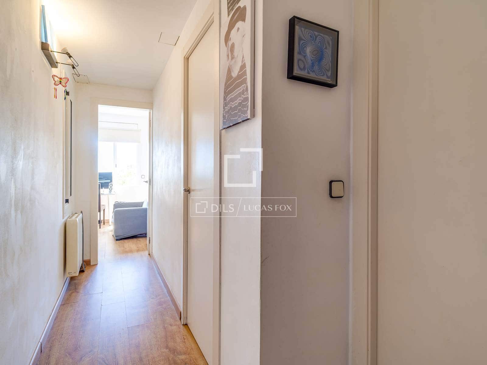 2 bedroom Apartment for sale in Barcelona city - € 295,000 (Ref: 10033153)