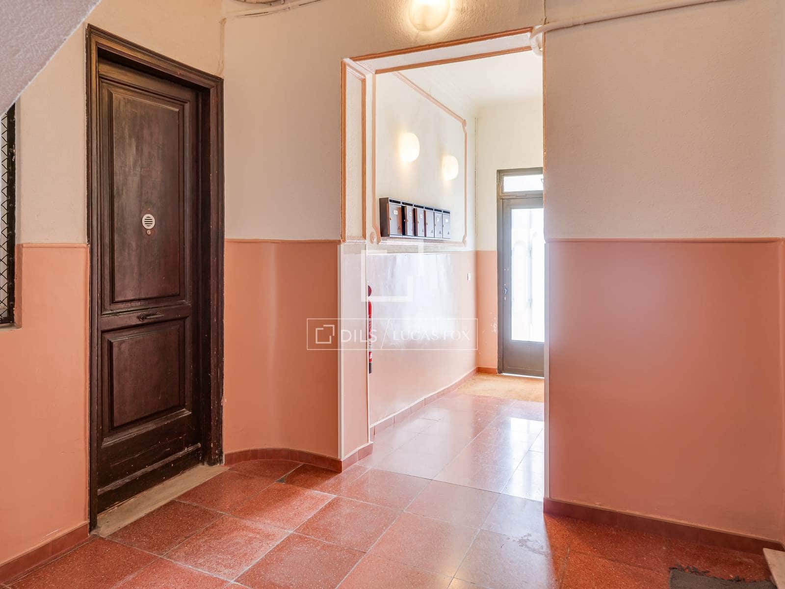 2 bedroom Apartment for sale in Barcelona city - € 295,000 (Ref: 10033153)