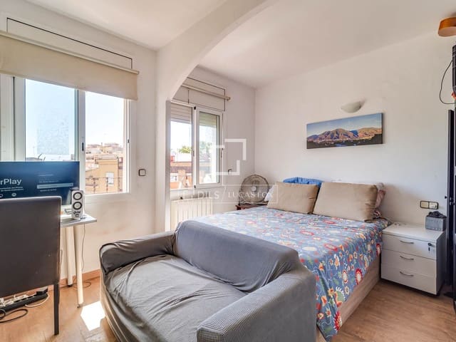 2 bedroom Apartment for sale in Barcelona city - € 295,000 (Ref: 10033153)