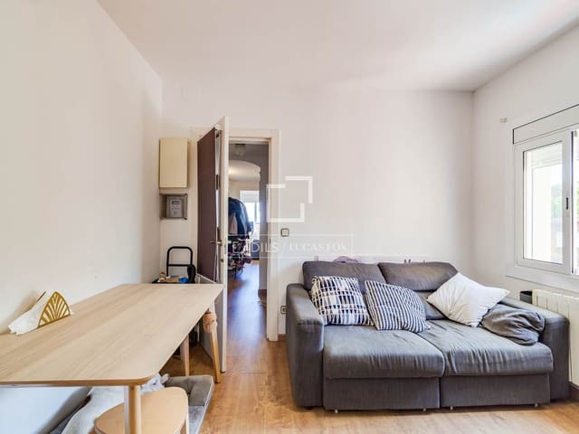2 bedroom Apartment for sale in Barcelona city - € 295,000 (Ref: 10033153)