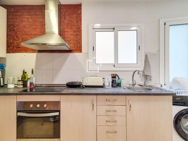 2 bedroom Apartment for sale in Barcelona city - € 295,000 (Ref: 10033153)