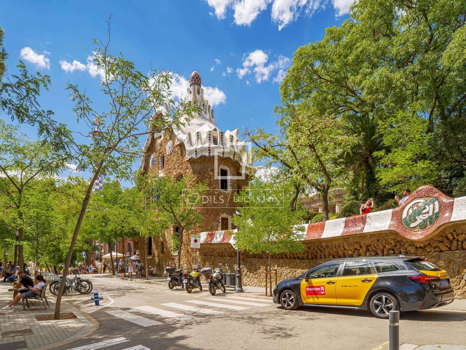 2 bedroom Apartment for sale in Barcelona city - € 295,000 (Ref: 10033153)