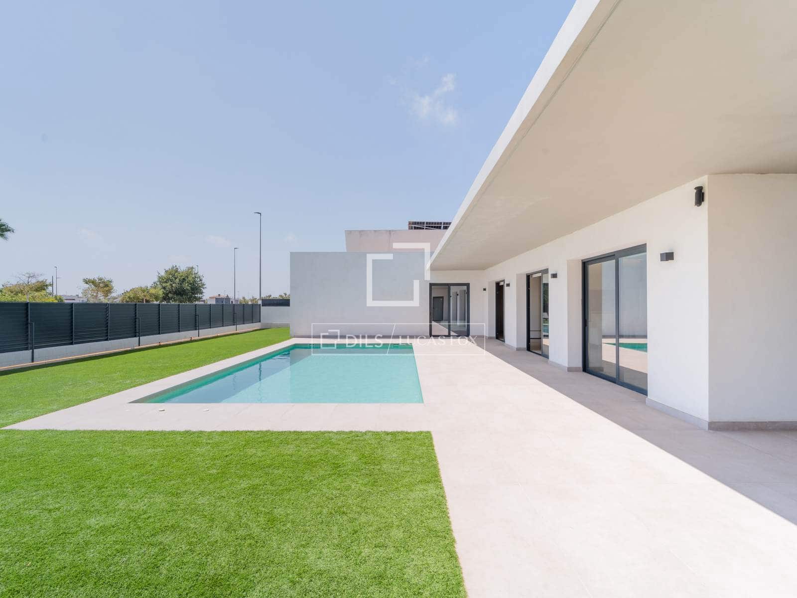 5 quarto Moradia para venda em Burriana / Borriana com piscina garagem - 970 000 € (Ref: 10033231)