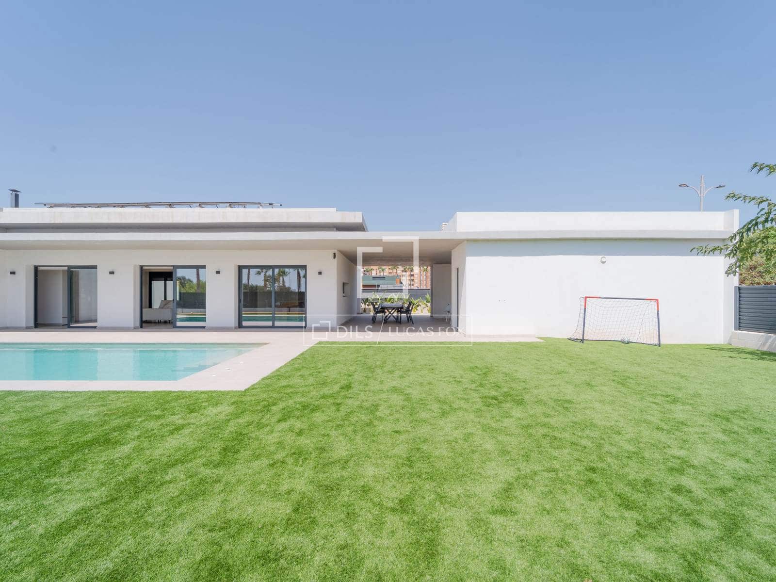5 quarto Moradia para venda em Burriana / Borriana com piscina garagem - 970 000 € (Ref: 10033231)