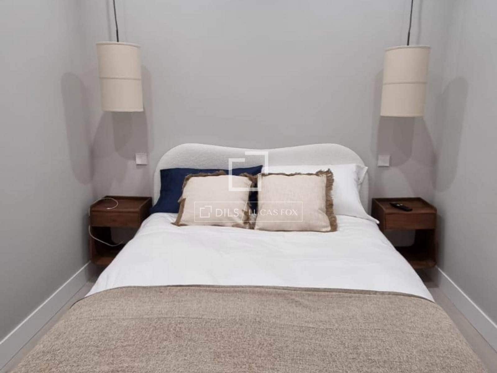Appartement de 1 chambre à louer à Madrid ville avec garage - 2 200 € (Ref: 10034473)